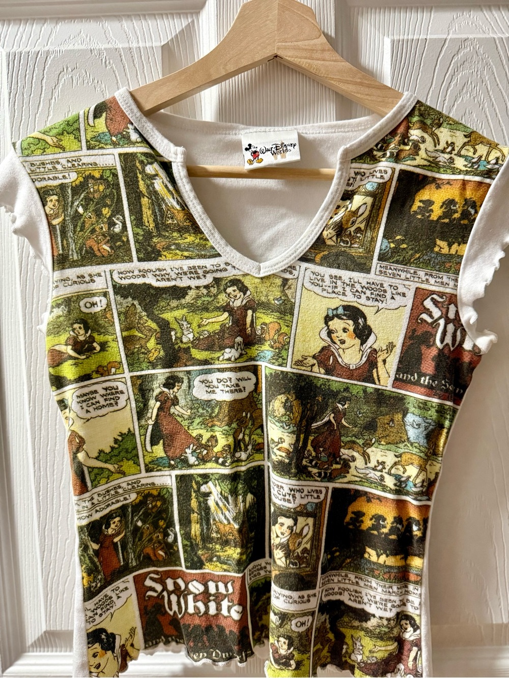 Vintage Walt Disney World Princess Snow White Cropped Top Y2K - Picture 3 of 5